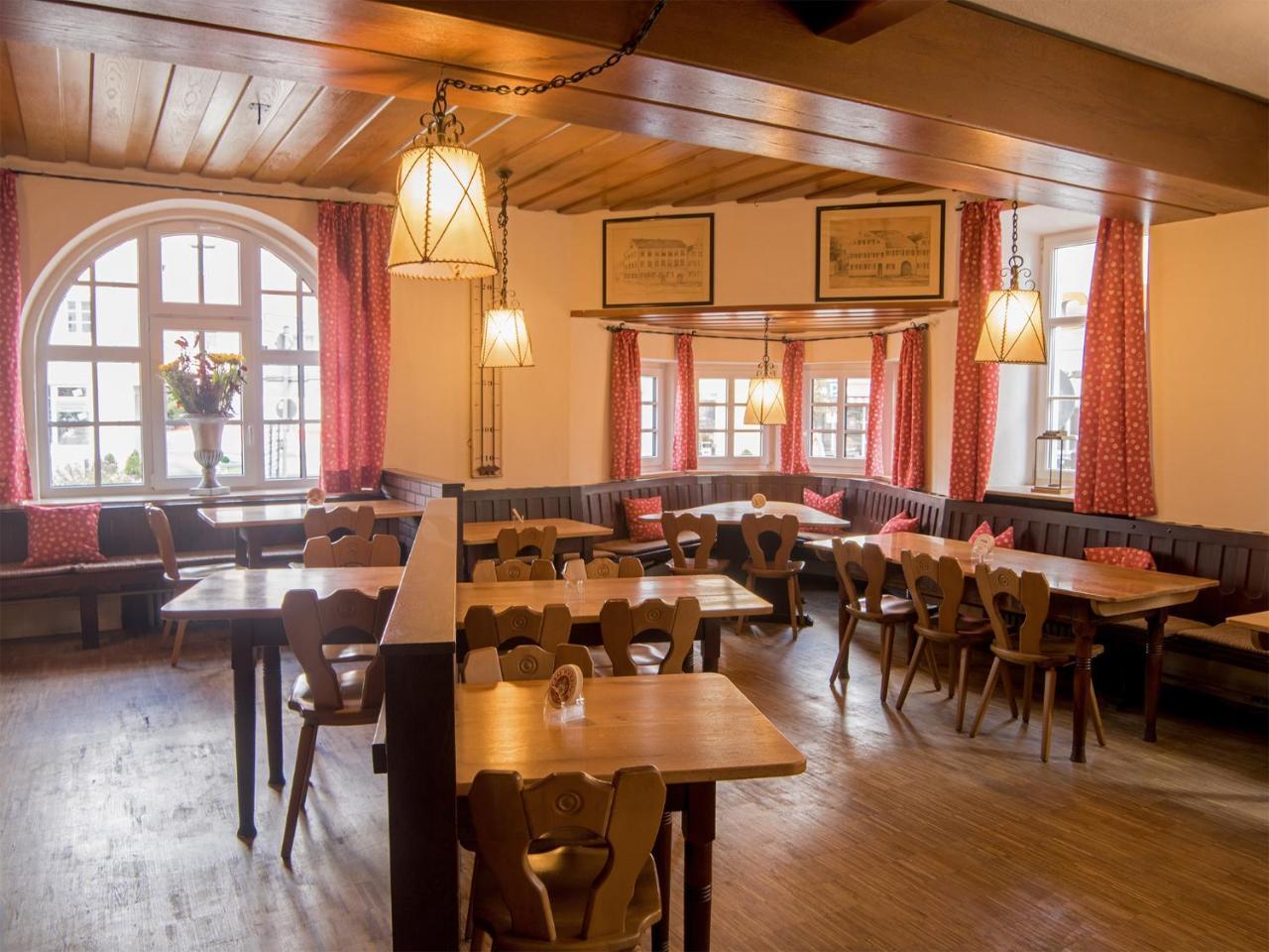 Hotel Brauereigasthof Amberger Kosching Екстер'єр фото