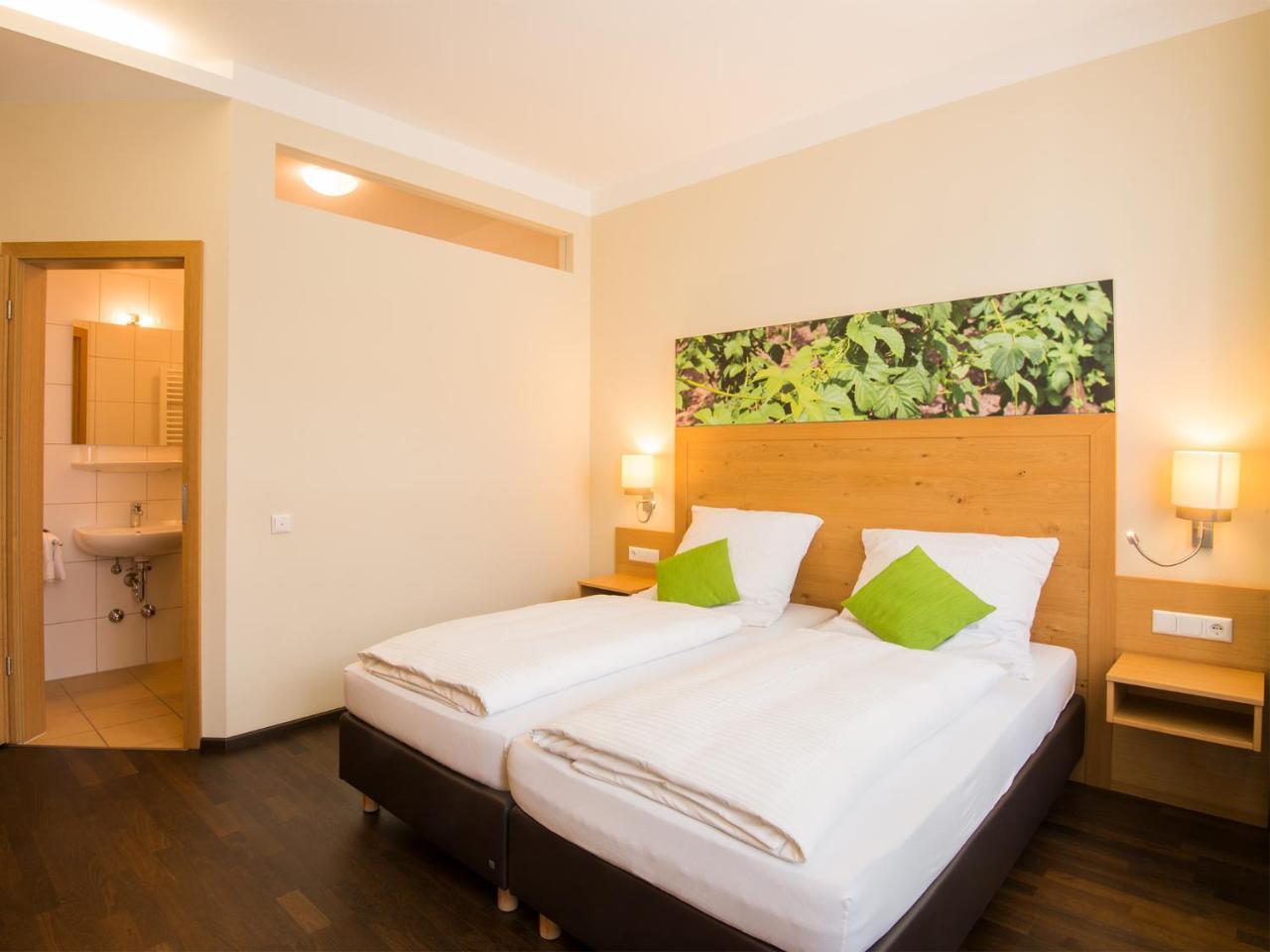 Hotel Brauereigasthof Amberger Kosching Екстер'єр фото