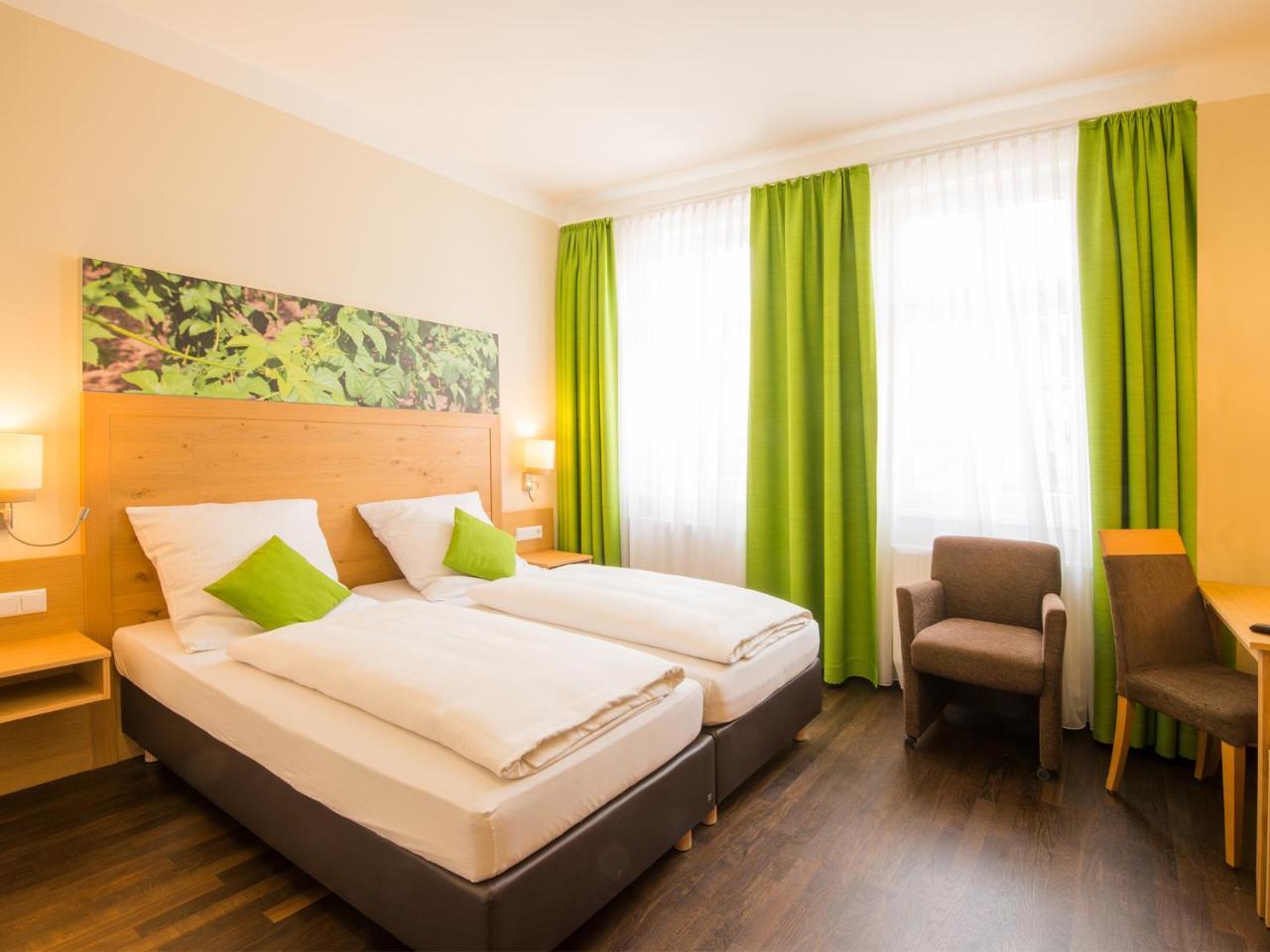 Hotel Brauereigasthof Amberger Kosching Екстер'єр фото